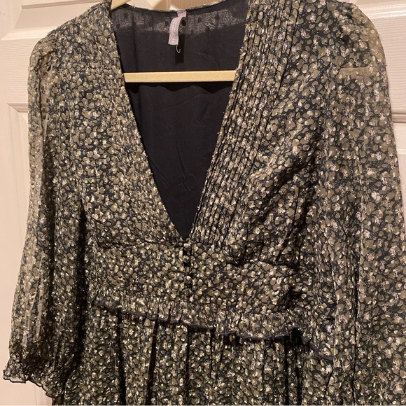 Mini Babydoll Metallic Sparkle Dress Urban Outfitters - Picture 4 of 11